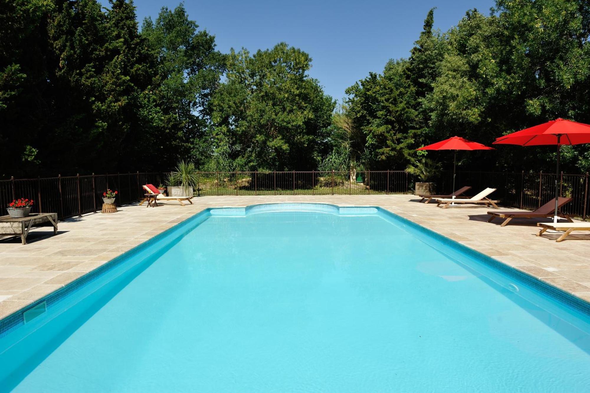 Gites Domaine Des Machottes Grans Экстерьер фото