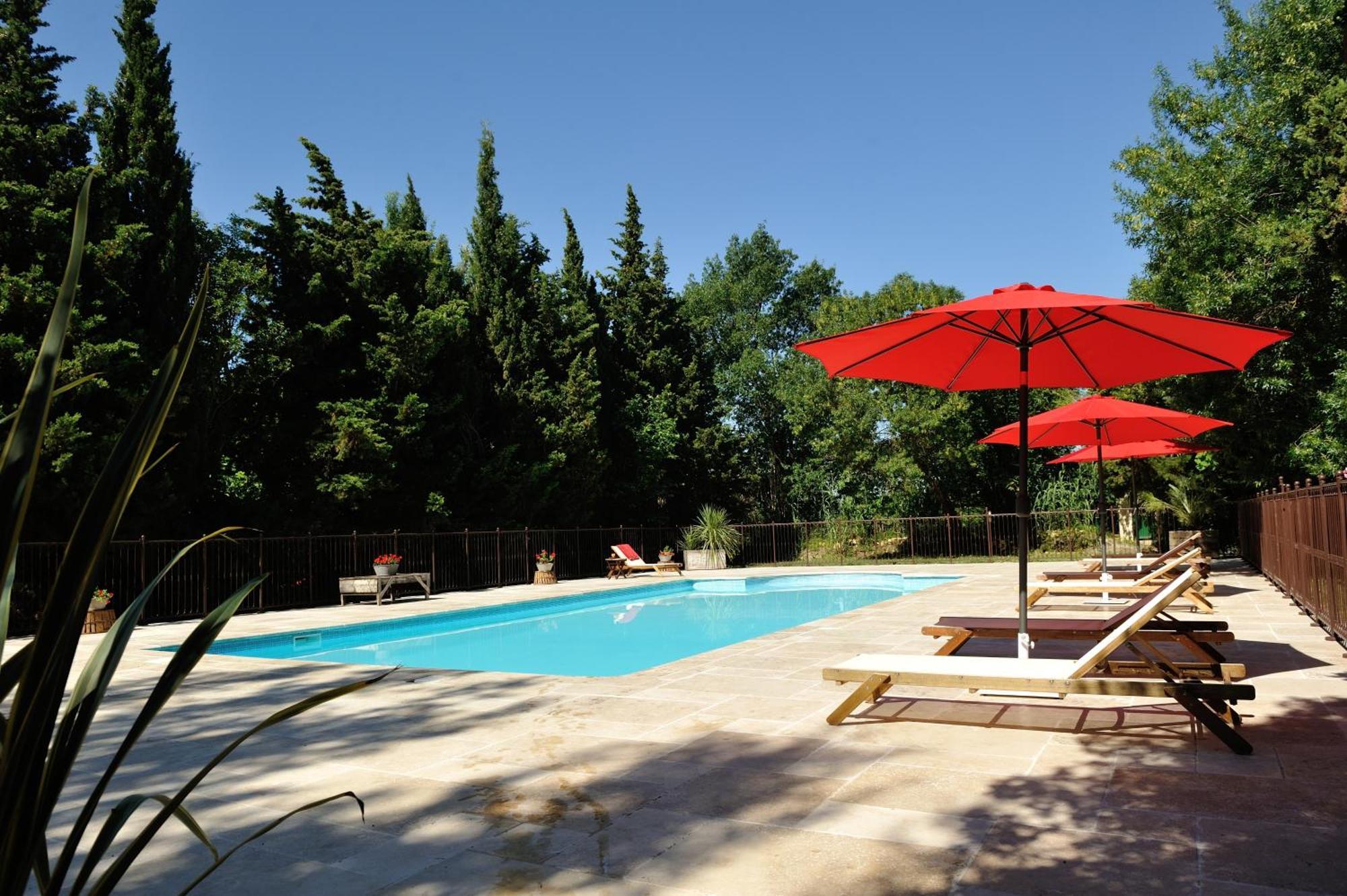 Gites Domaine Des Machottes Grans Экстерьер фото